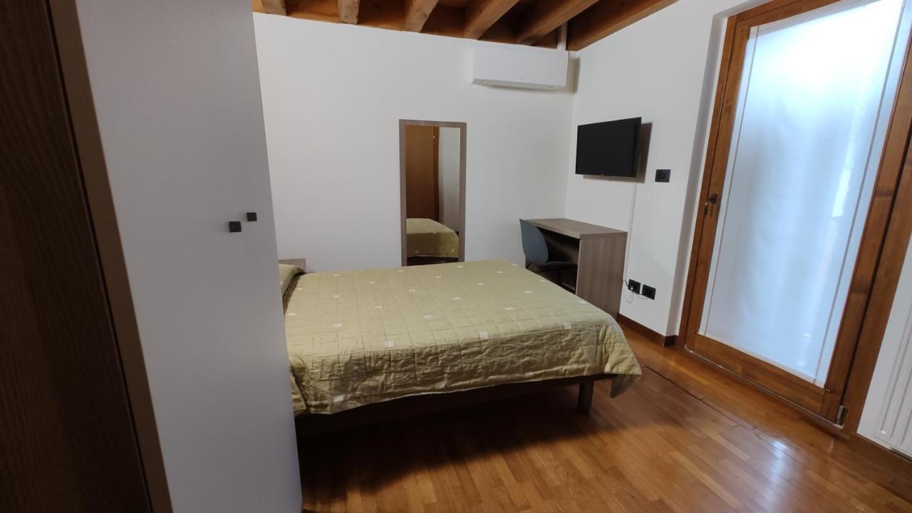 Wine Resort Faedis Luaran gambar