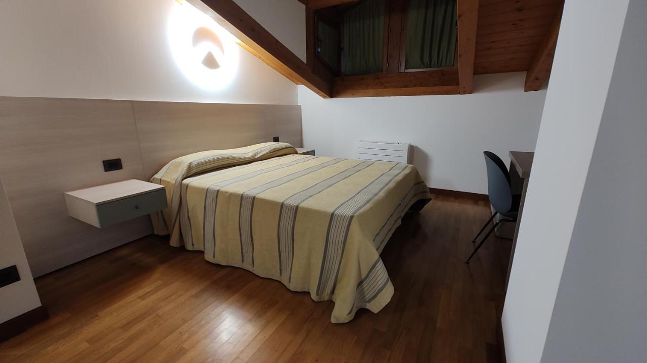 Wine Resort Faedis Luaran gambar