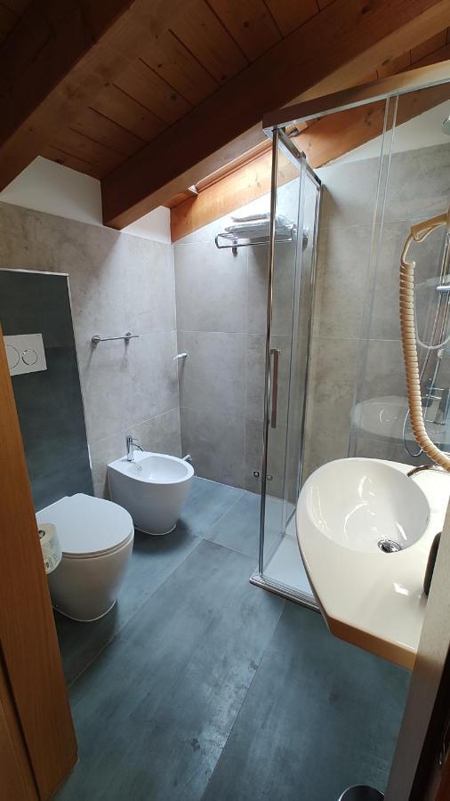 Wine Resort Faedis Luaran gambar