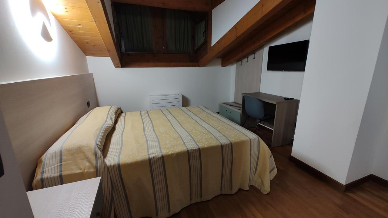 Wine Resort Faedis Luaran gambar